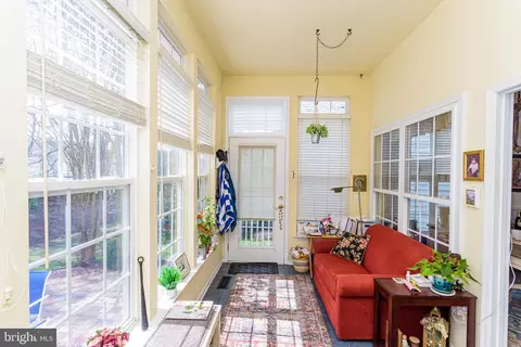 Living - 11 Freeport Ln, Berlin, MD 21811 photo 18 of 18