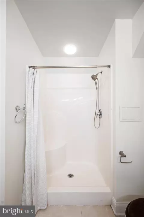 Bath - 3 Garrett Dr, Berlin, MD 21811 photo 3 of 3