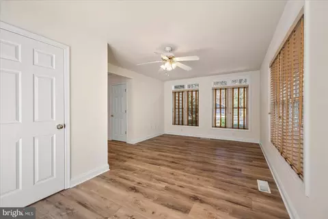 Entry Way - 3 Garrett Dr, Berlin, MD 21811 photo 6 of 7