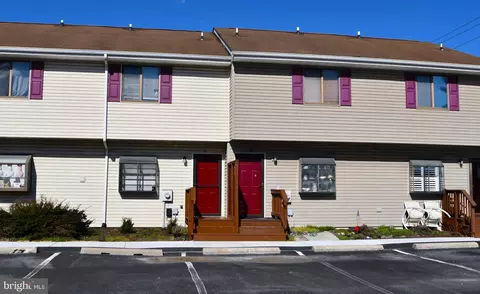 9815 Stephen Decatur Hwy #3, Ocean City, MD 21842
