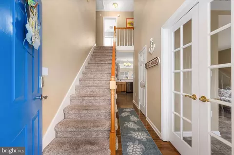 Entry Way - 9 Sandpiper Ln, Berlin, MD 21811 photo 1 of 5