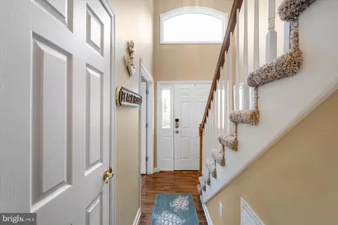 Entry Way - 9 Sandpiper Ln, Berlin, MD 21811 photo 3 of 5