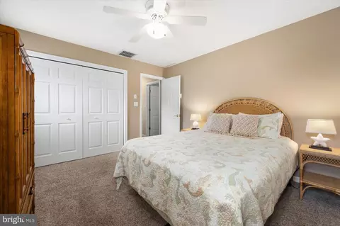 Bedroom - 9 Sandpiper Ln, Berlin, MD 21811 photo 6 of 12