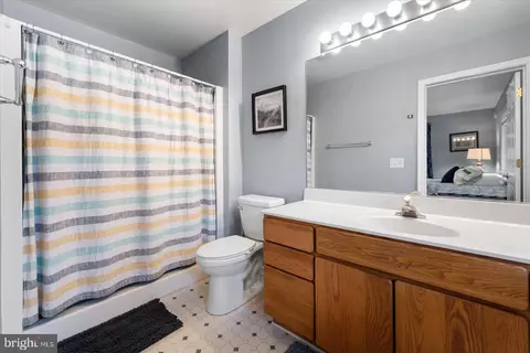 Bath - 9 Sandpiper Ln, Berlin, MD 21811 photo 1 of 5