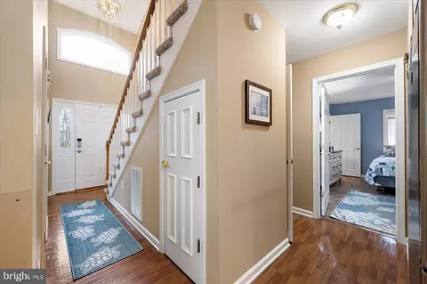 Entry Way - 9 Sandpiper Ln, Berlin, MD 21811 photo 2 of 5