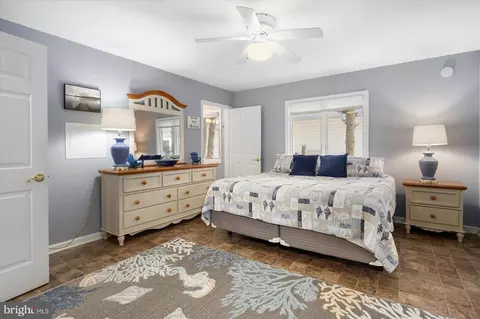 Bedroom - 9 Sandpiper Ln, Berlin, MD 21811 photo 2 of 12