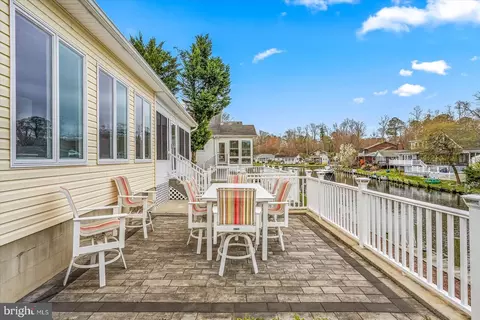 Exterior - 9 Sandpiper Ln, Berlin, MD 21811 photo 7 of 16