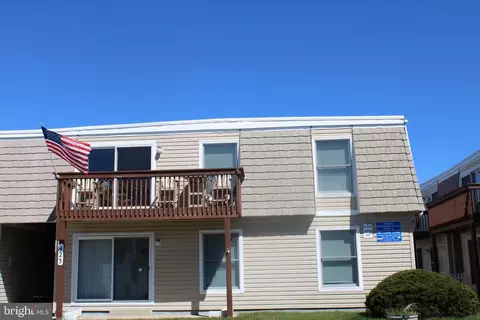 423 Lark Ln #203, Ocean City, MD 21842