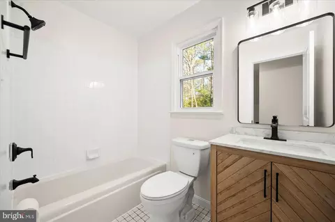 Bath - 41 Ocean Pkwy, Ocean Pines, MD 21811 photo 2 of 2