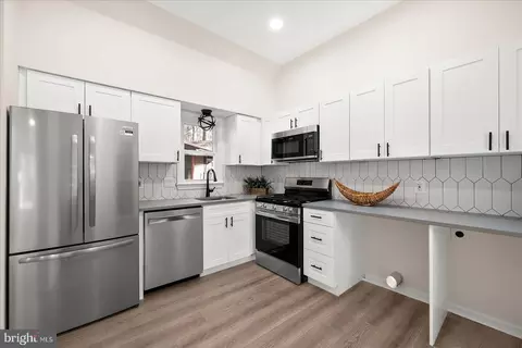 Kitchen - 41 Ocean Pkwy, Ocean Pines, MD 21811 photo 3 of 5