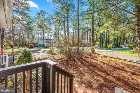 Exterior - 41 Ocean Pkwy, Ocean Pines, MD 21811 photo 7 of 17