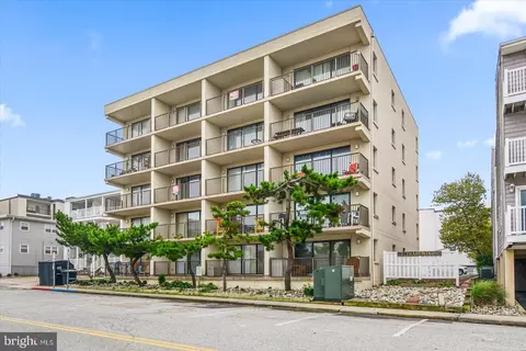 7 139th St #203, Ocean City, MD 21842