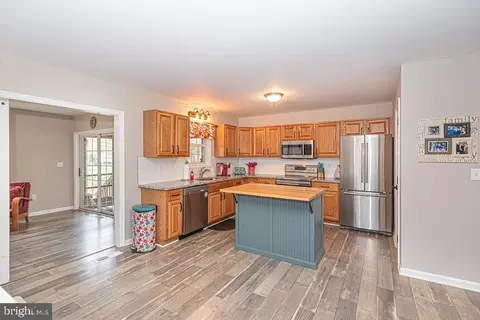 Kitchen - 3 Barnacle Ct, Berlin, MD 21811 photo 1 of 8