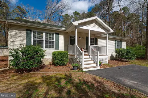 3 Barnacle Ct, Berlin, MD 21811