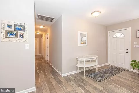 Entry Way - 3 Barnacle Ct, Berlin, MD 21811 photo 1 of 2