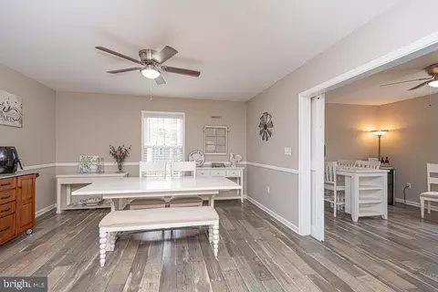 Dining - 3 Barnacle Ct, Berlin, MD 21811 photo 4 of 5