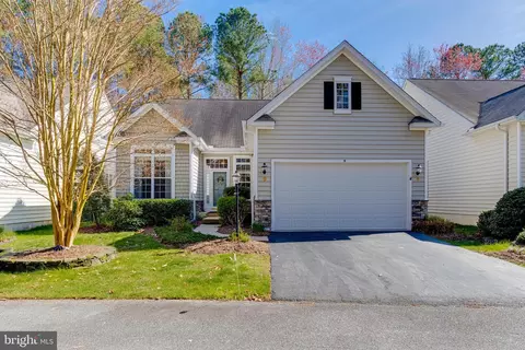 9 Freeport Ln, Berlin, MD 21811