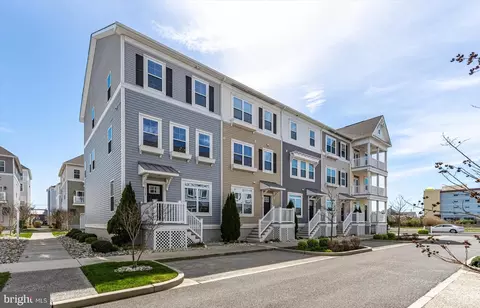 112 69th St #A, Ocean City, MD 21842