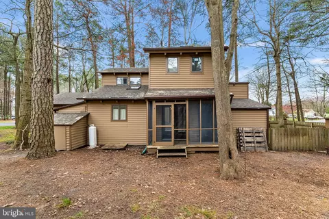 Exterior - 2 Bramblewood Dr, Berlin, MD 21811 photo 8 of 10
