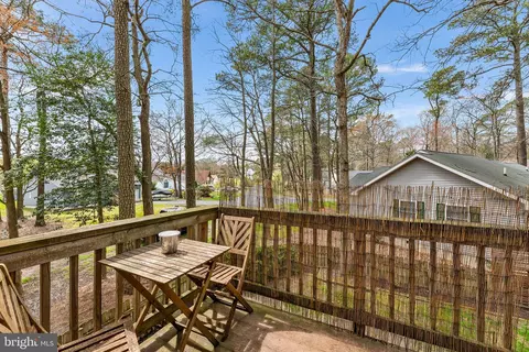 Exterior - 2 Bramblewood Dr, Berlin, MD 21811 photo 4 of 10