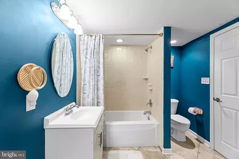 Bath - 2 Bramblewood Dr, Berlin, MD 21811 photo 1 of 7