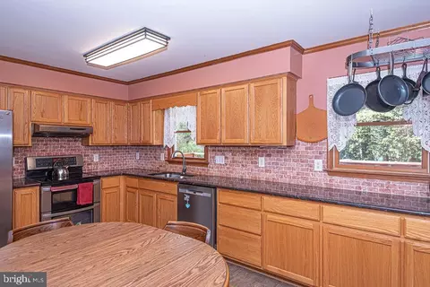 Kitchen - 101 Seafarer Ln, Ocean Pines, MD 21811 photo 4 of 5