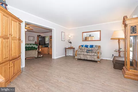 Living - 101 Seafarer Ln, Ocean Pines, MD 21811 photo 2 of 5