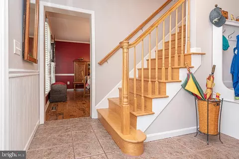 Entry Way - 101 Seafarer Ln, Ocean Pines, MD 21811 photo 4 of 5