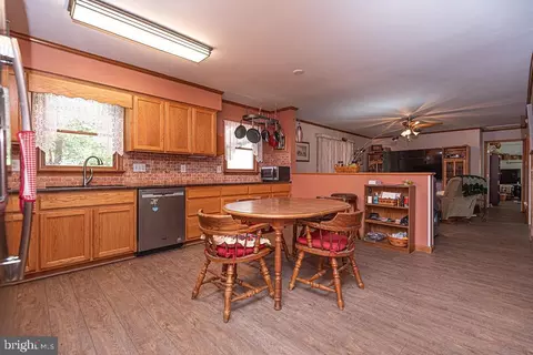 Dining - 101 Seafarer Ln, Ocean Pines, MD 21811 photo 1 of 4