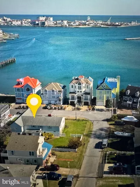 12946 Harbor Rd, Ocean City, MD 21842