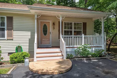 Exterior - 3 Evergreen Ct, Berlin, MD 21811 photo 4 of 17