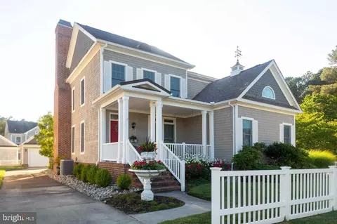 Exterior - 102 Park Side Cir, Berlin, MD 21811 photo 1 of 7