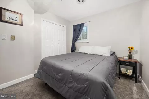 Bedroom - 854 Ocean Pkwy, Berlin, MD 21811 photo 5 of 6