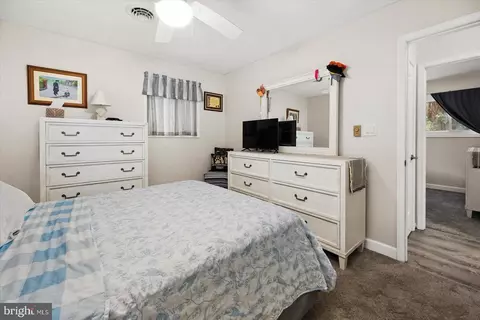 Bedroom - 854 Ocean Pkwy, Berlin, MD 21811 photo 2 of 6