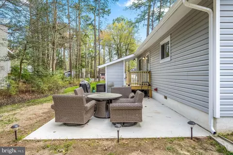 Exterior - 854 Ocean Pkwy, Berlin, MD 21811 photo 4 of 18