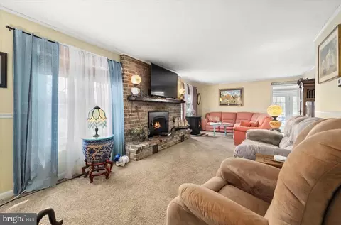 Living - 11937 Grays Corner Rd, Berlin, MD 21811 photo 1 of 8