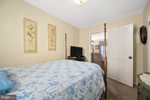 Bedroom - 11937 Grays Corner Rd, Berlin, MD 21811 photo 5 of 7