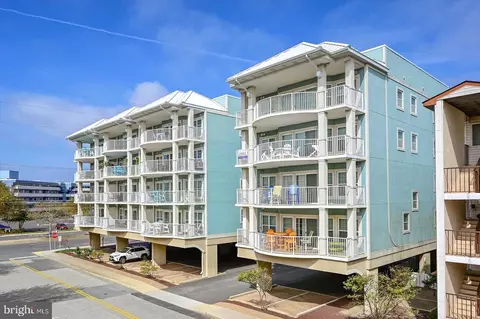 18 79th St #201, Ocean City, MD 21842