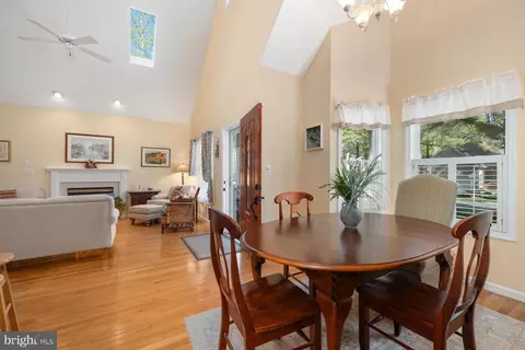 Dining - 94 High Sheriff Trl, Berlin, MD 21811 photo 2 of 2