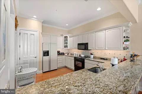 Kitchen - 3304 Points Reach # 3304, Berlin, MD 21811 photo 3 of 5