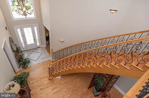 Entry Way - 23 Leigh Dr, Berlin, MD 21811 photo 8 of 31