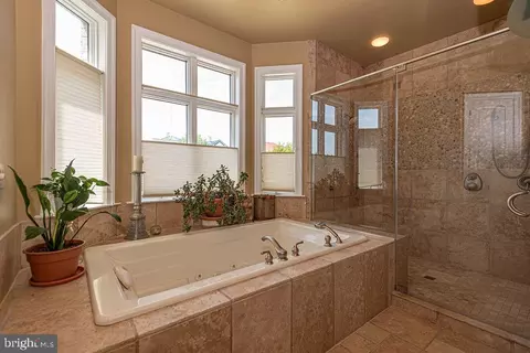 Bath - 23 Leigh Dr, Berlin, MD 21811 photo 6 of 17