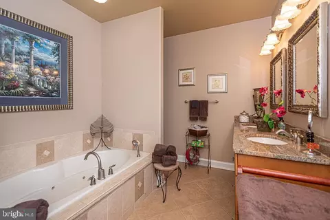 Bath - 23 Leigh Dr, Berlin, MD 21811 photo 13 of 17