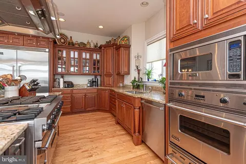 Kitchen - 23 Leigh Dr, Berlin, MD 21811 photo 4 of 10