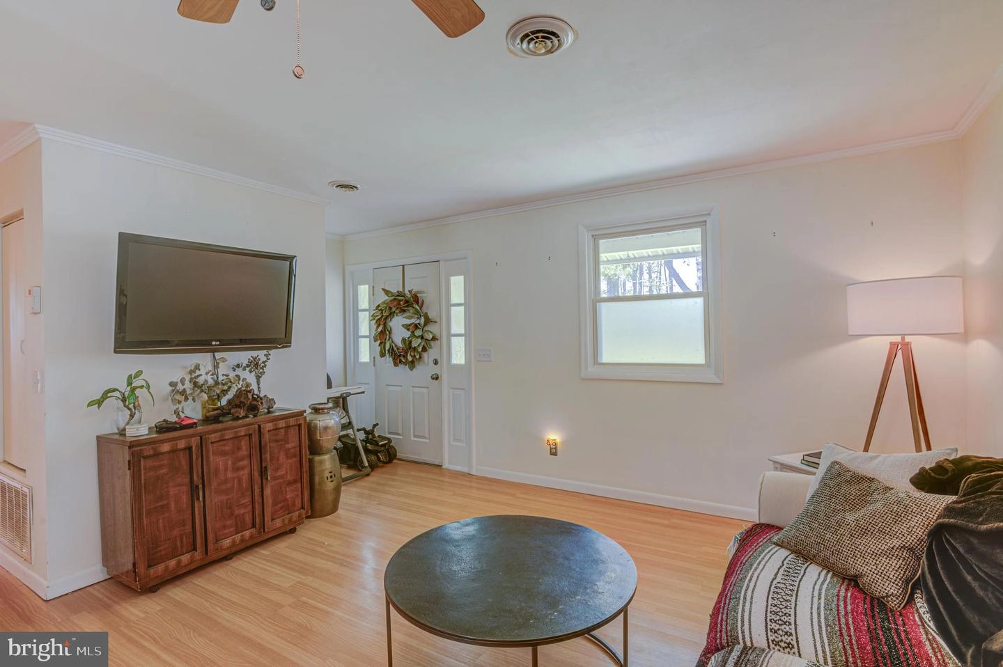 Living - 10518 Cathell Rd, Berlin, MD 21811 photo 1 of 4