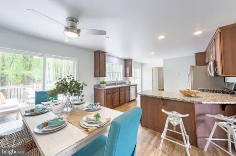 Kitchen - 10317 Georgetown Rd, Berlin, MD 21811 photo 2 of 10