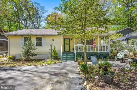 171 Ocean Pkwy, Ocean Pines, MD 21811