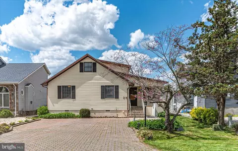 29 Moonshell Dr, Berlin, MD 21811