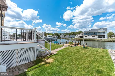 Exterior - 29 Moonshell Dr, Berlin, MD 21811 photo 7 of 23
