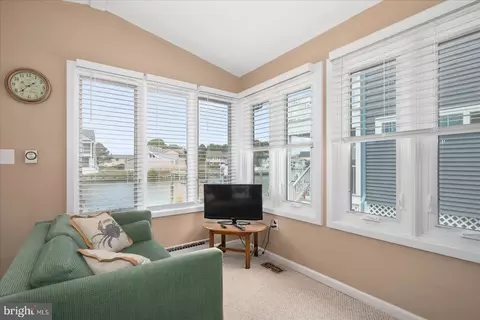 Living - 29 Moonshell Dr, Berlin, MD 21811 photo 7 of 7